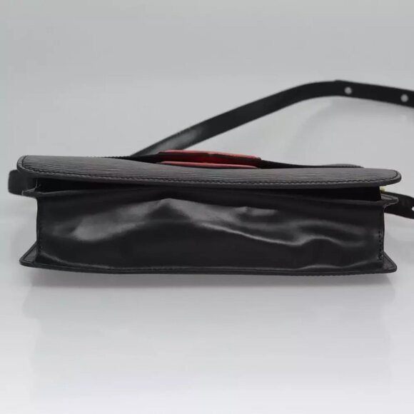 LOUIS VUITTON Epi Free Run Bicolor Shoulder Bag Red Black M52417 LV Auth SW055 - Picture 12 of 15